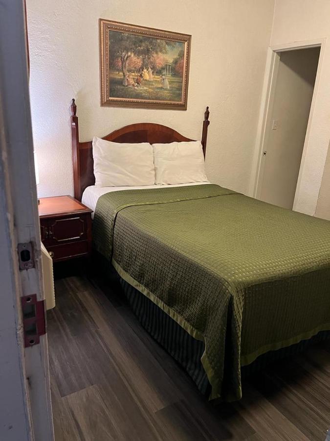 Economy Inn פאסו רובלס מראה חיצוני תמונה