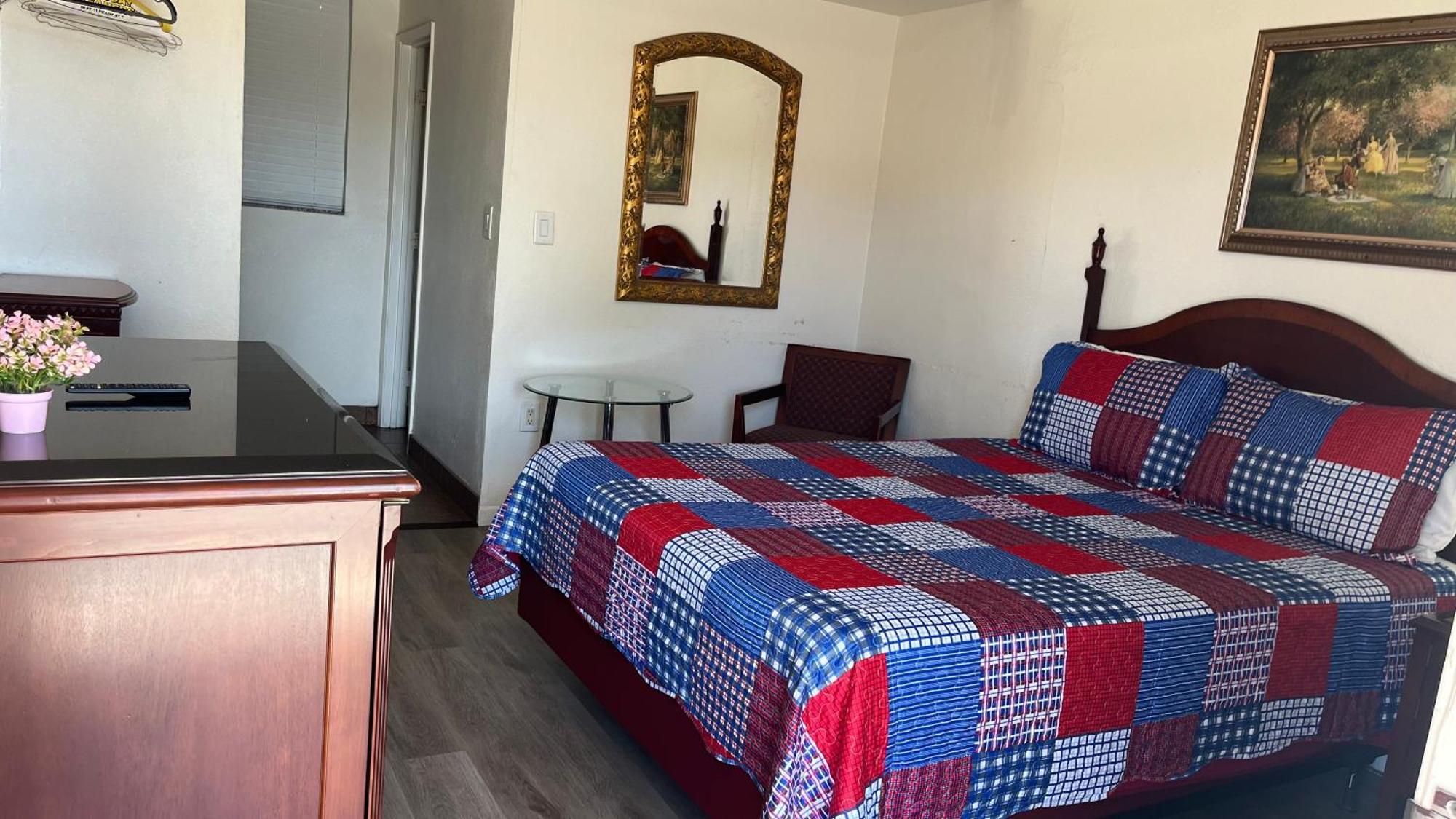Economy Inn פאסו רובלס מראה חיצוני תמונה