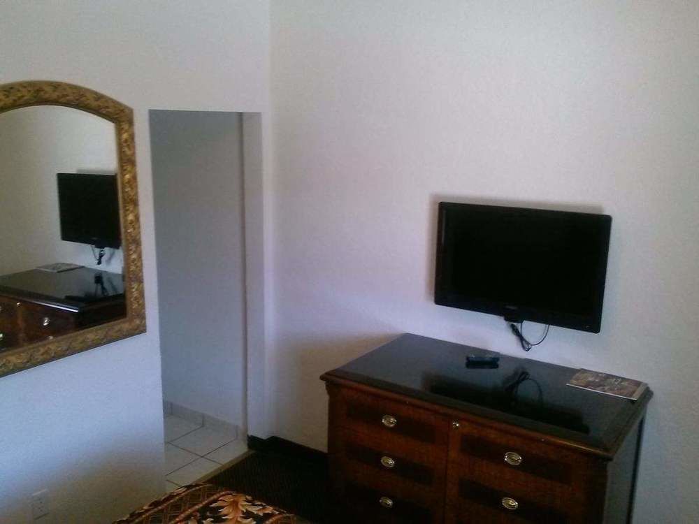 Economy Inn פאסו רובלס מראה חיצוני תמונה